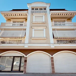 Seasons - Free Parking & Center Appartement